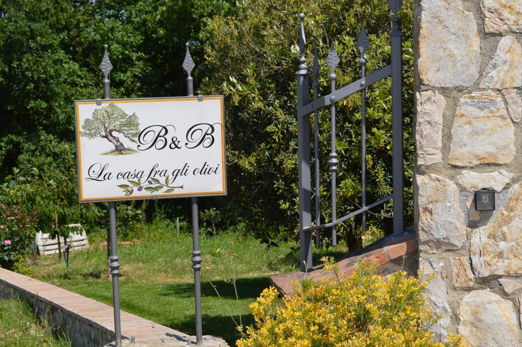 B&B La Casa Fra Gli Olivi Marsciano Extérieur photo